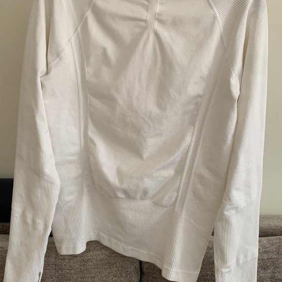 Athleta: Very Good Condition zip pullover top, M - Picture 6 of 8